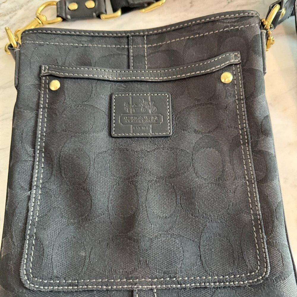 Coach Crossbody Bag - Used - Black